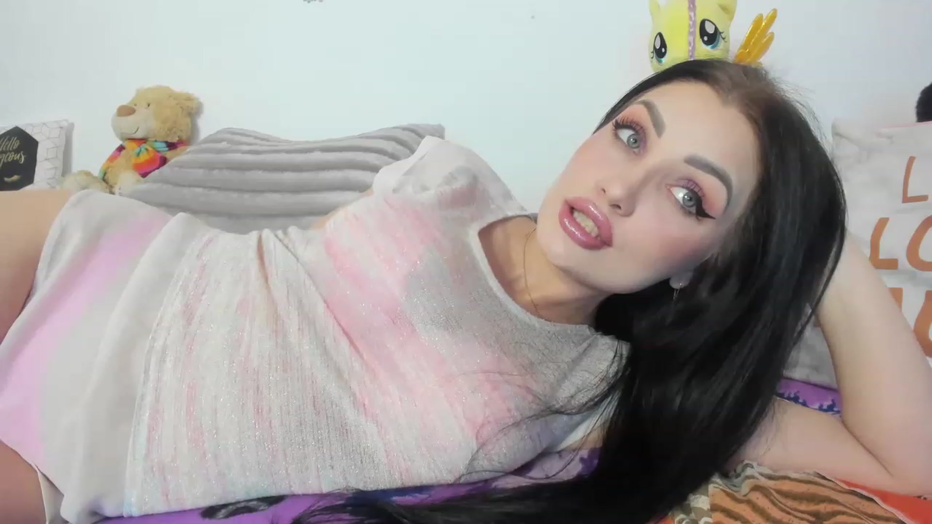 Gallery image thumbnail from AletaOcean's myfreecams stream on, 04/29/2023, 13:13 image 6 of 20