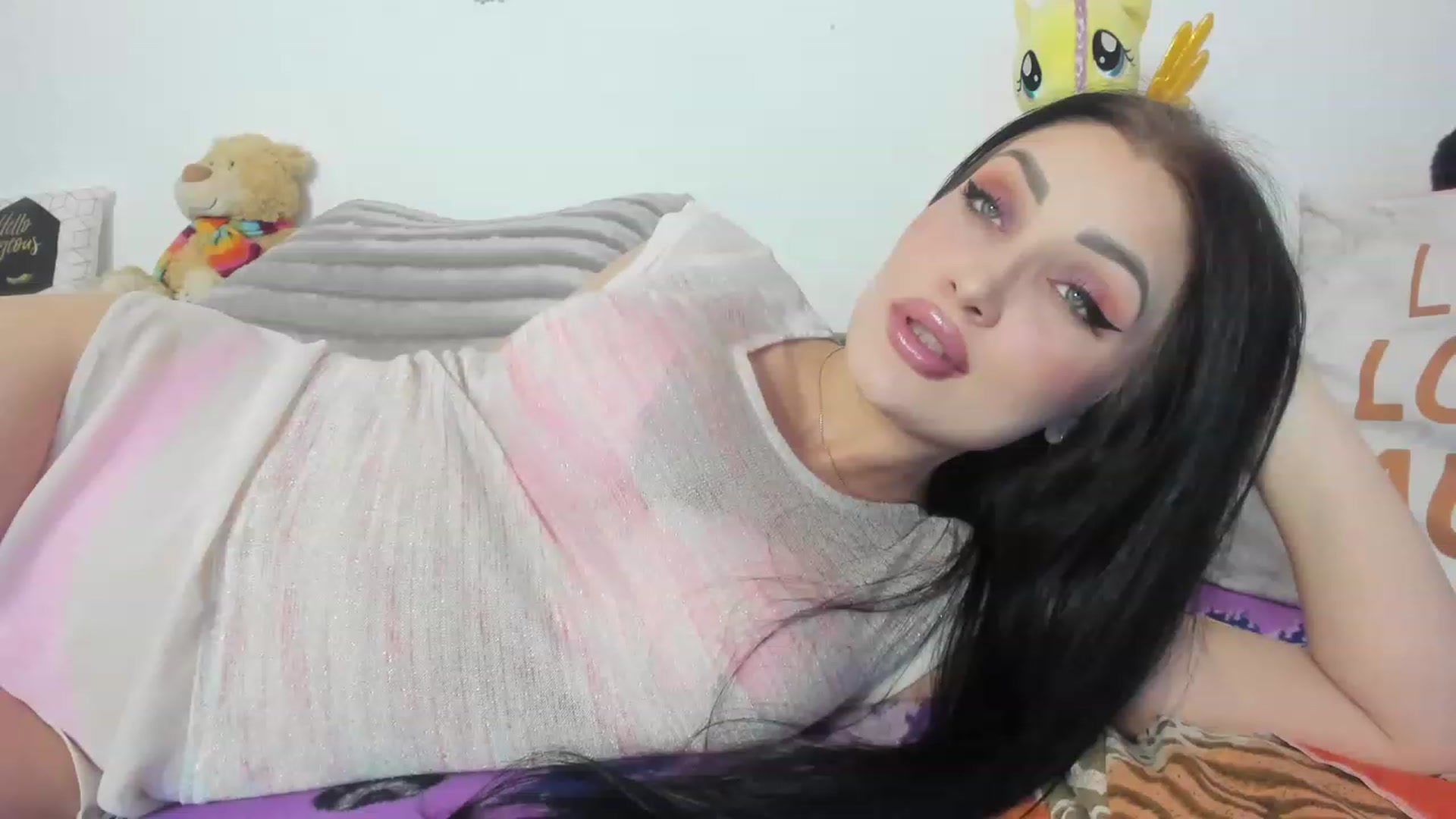 Gallery image thumbnail from AletaOcean's myfreecams stream on, 04/29/2023, 13:13 image 5 of 20