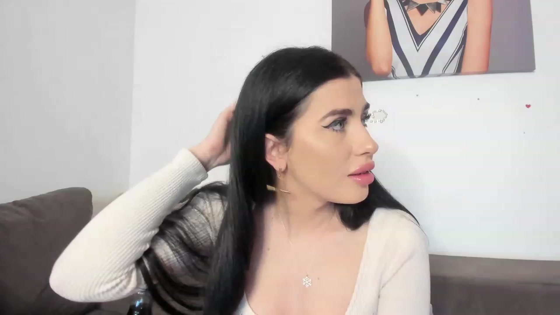 Gallery image thumbnail from AletaOcean's myfreecams stream on, 05/04/2023, 09:00 image 6 of 20