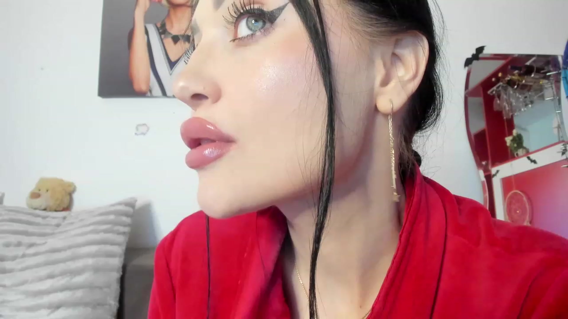 Gallery image thumbnail from AletaOcean's myfreecams stream on, 05/04/2023, 09:00 image 7 of 20