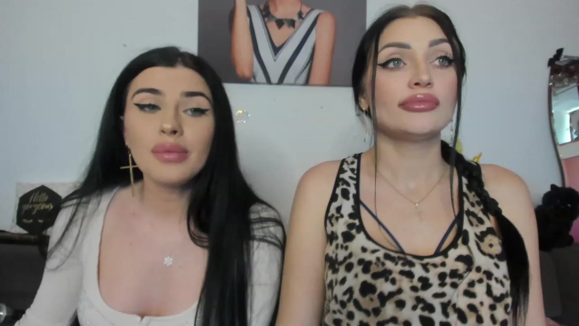 Gallery image thumbnail from AletaOcean's myfreecams stream on, 05/04/2023, 10:11 image 20 of 20
