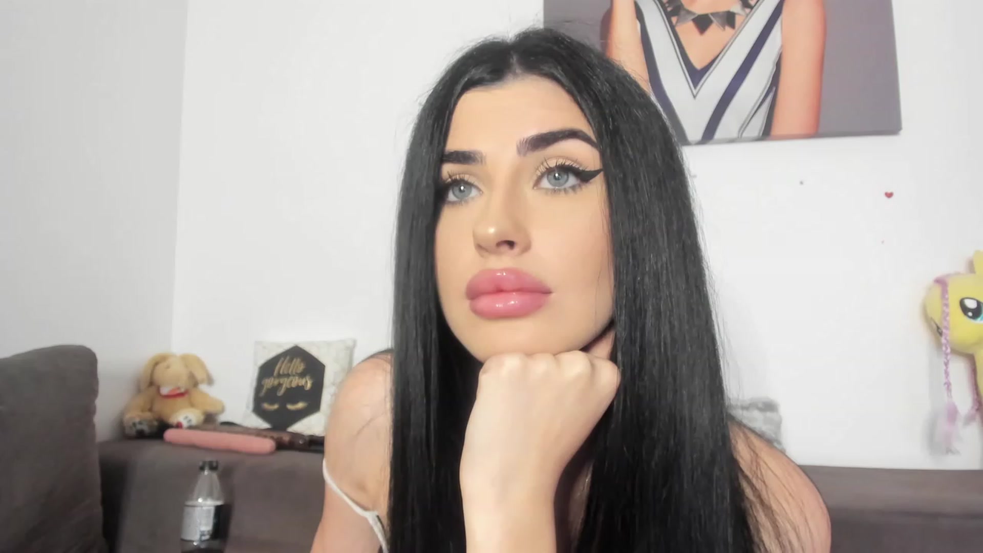 Gallery image thumbnail from AletaOcean's myfreecams stream on, 05/05/2023, 09:00 image 12 of 20