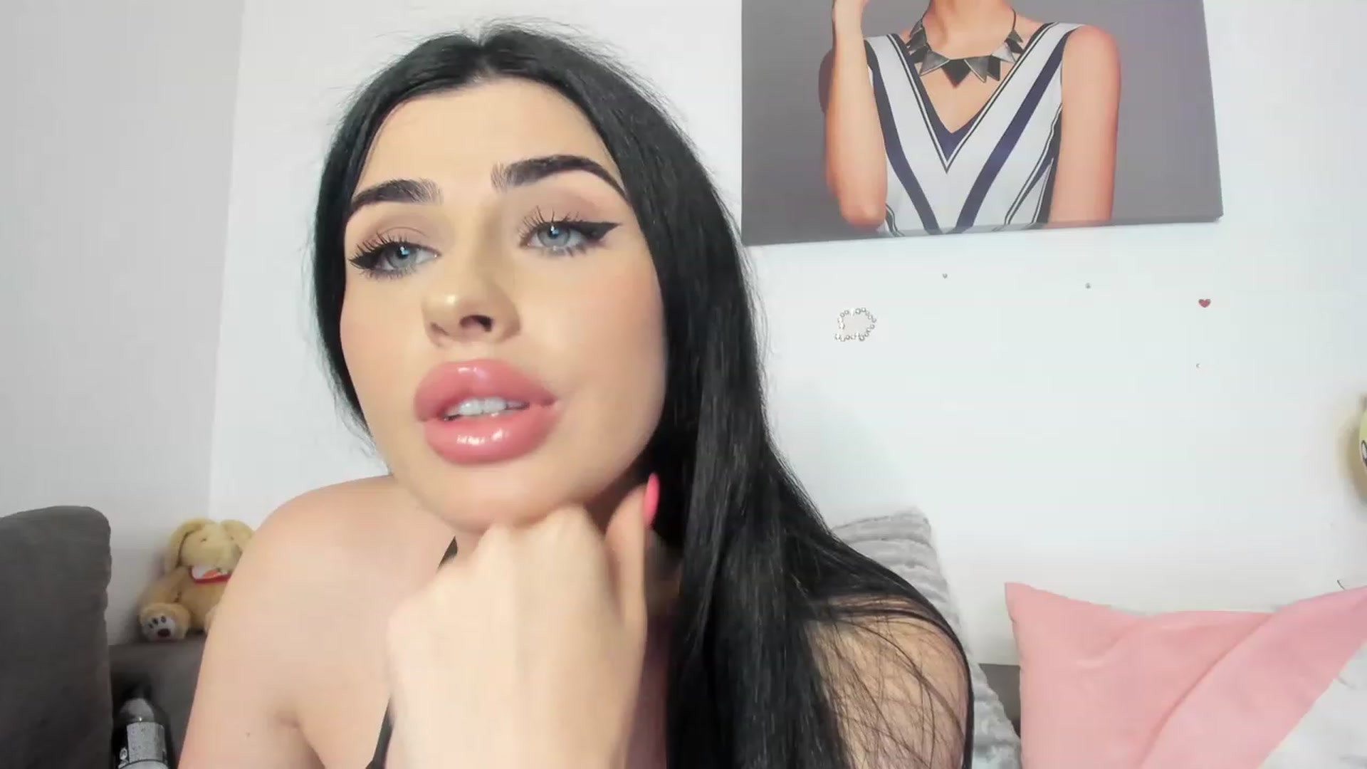 Gallery image thumbnail from AletaOcean's myfreecams stream on, 05/08/2023, 13:13 image 14 of 20