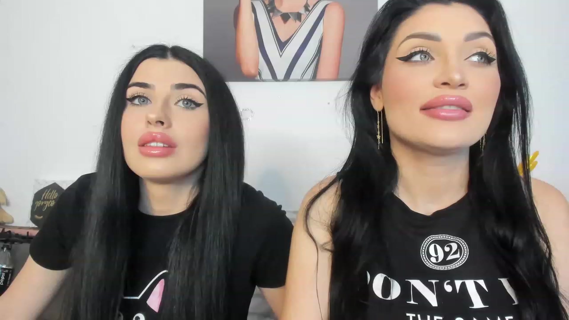Gallery image thumbnail from AletaOcean's myfreecams stream on, 05/17/2023, 15:09 image 6 of 20