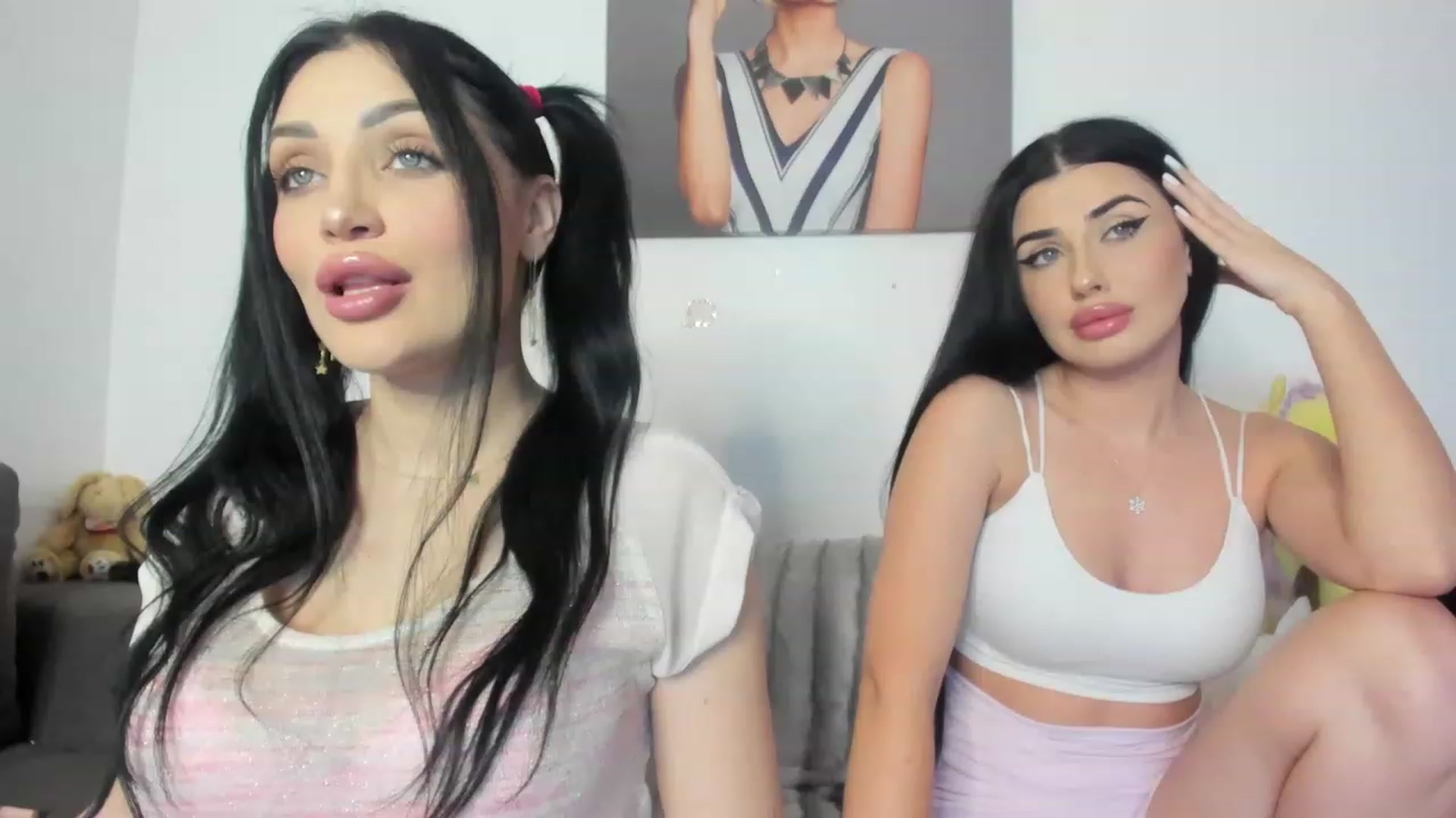 Gallery image thumbnail from AletaOcean's myfreecams stream on, 05/29/2023, 14:15 image 1 of 20