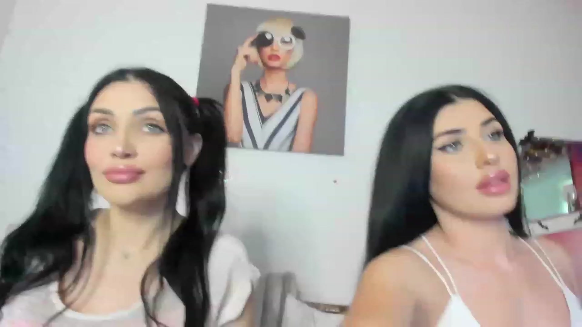 Gallery image thumbnail from AletaOcean's myfreecams stream on, 05/29/2023, 14:15 image 4 of 20