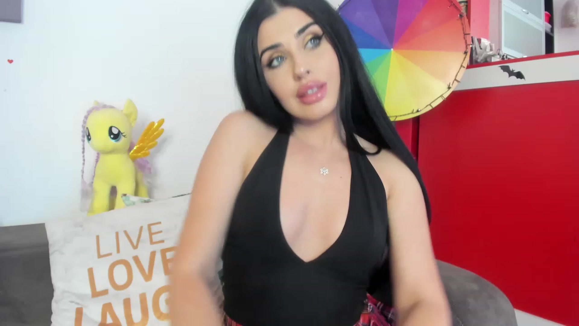 Gallery image thumbnail from AletaOcean's myfreecams stream on, 06/01/2023, 11:35 image 12 of 20