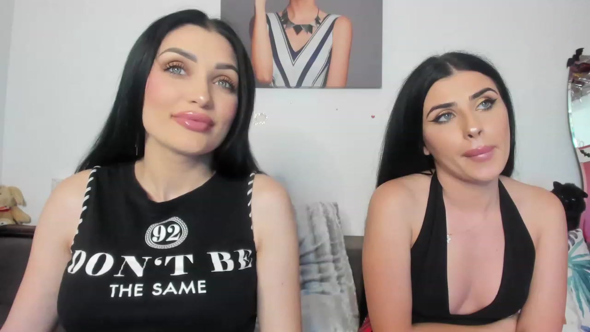 Gallery image thumbnail from AletaOcean's myfreecams stream on, 06/01/2023, 13:11 image 2 of 20