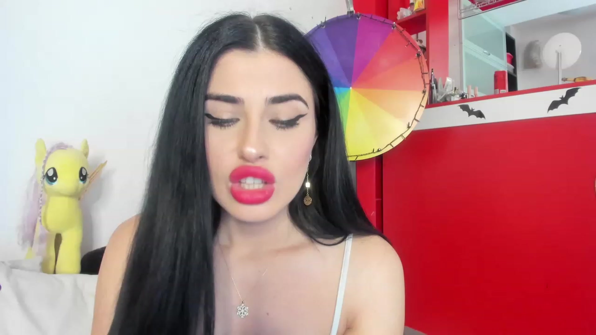 Gallery image thumbnail from AletaOcean's myfreecams stream on, 06/09/2023, 12:04 image 10 of 20