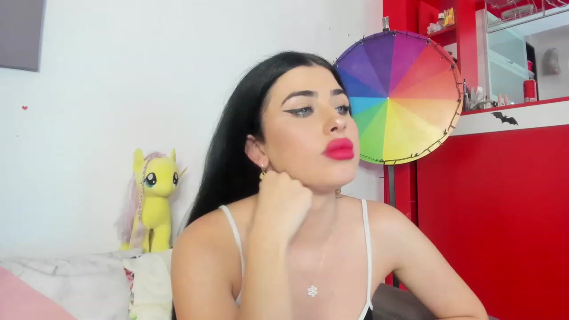 Gallery image thumbnail from AletaOcean's myfreecams stream on, 06/09/2023, 12:04 image 17 of 20