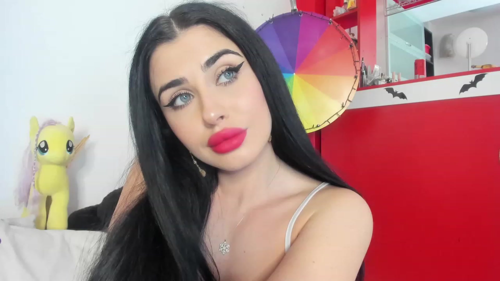 Gallery image thumbnail from AletaOcean's myfreecams stream on, 06/09/2023, 12:04 image 7 of 20