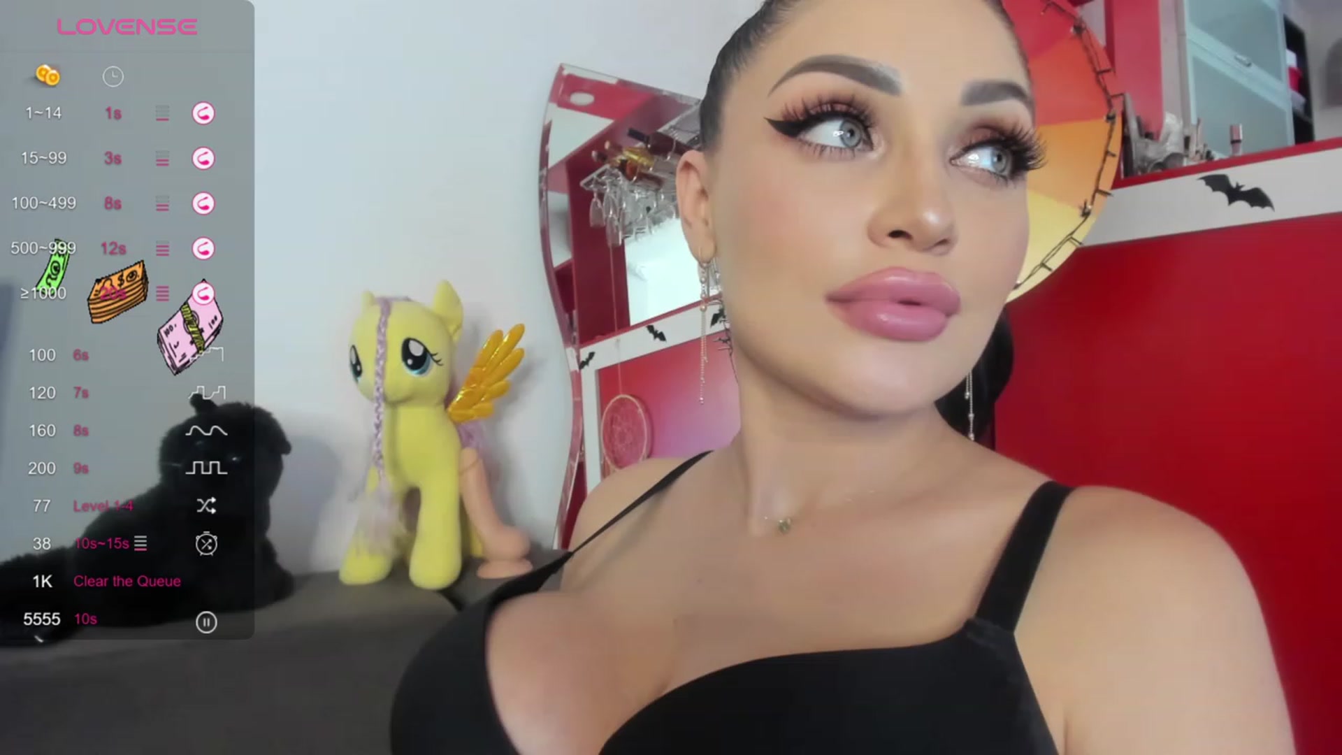 Gallery image thumbnail from AletaOcean's myfreecams stream on, 08/21/2023, 11:48 image 10 of 20