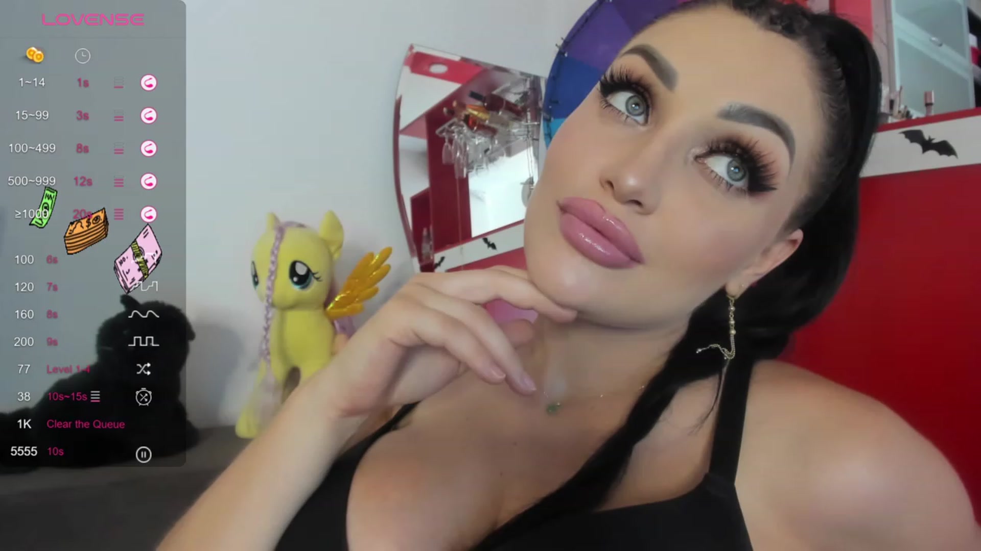 Gallery image thumbnail from AletaOcean's myfreecams stream on, 08/21/2023, 11:48 image 2 of 20