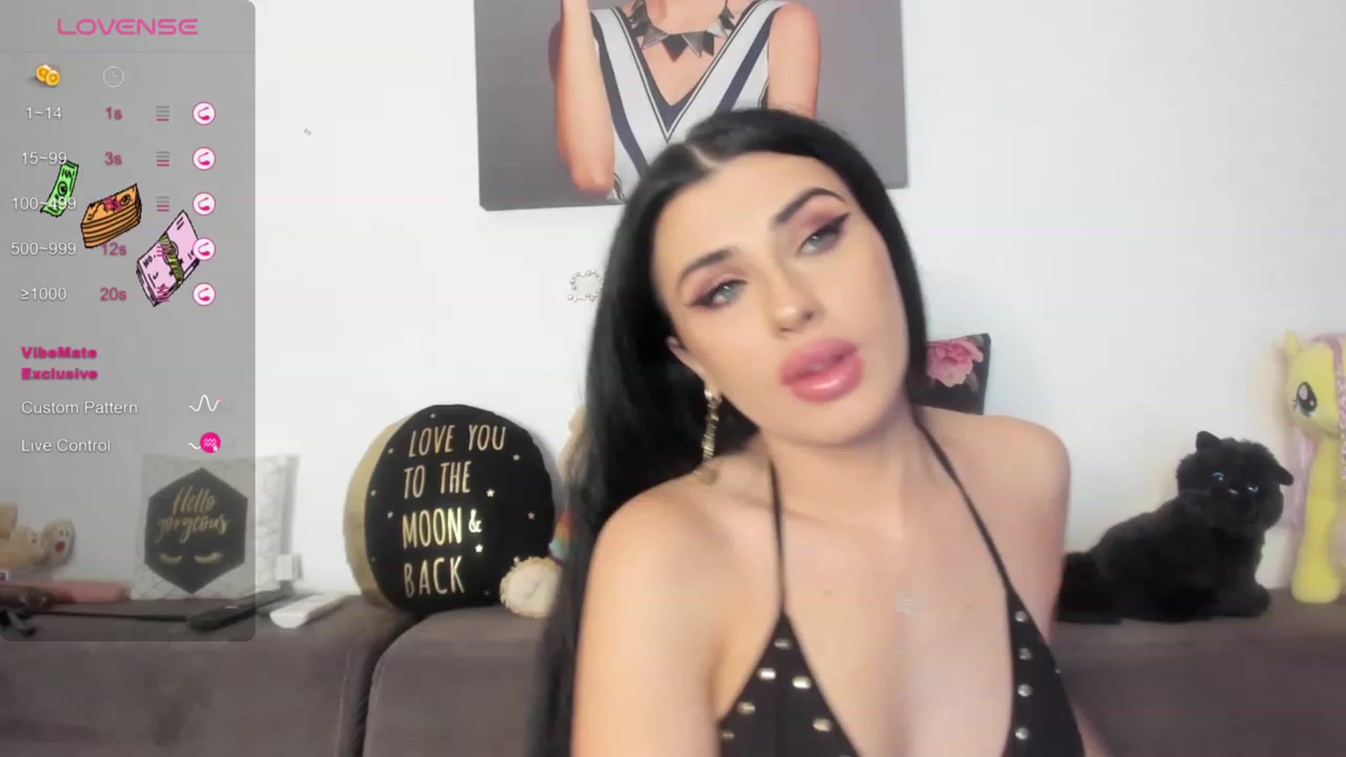 Gallery image thumbnail from AletaOcean's myfreecams stream on, 08/21/2023, 13:34 image 10 of 20