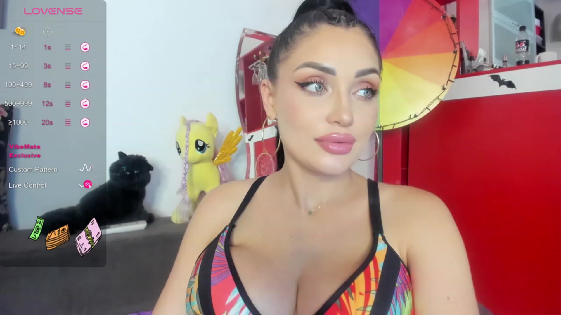 Gallery image thumbnail from AletaOcean's myfreecams stream on, 08/22/2023, 10:24 image 3 of 20