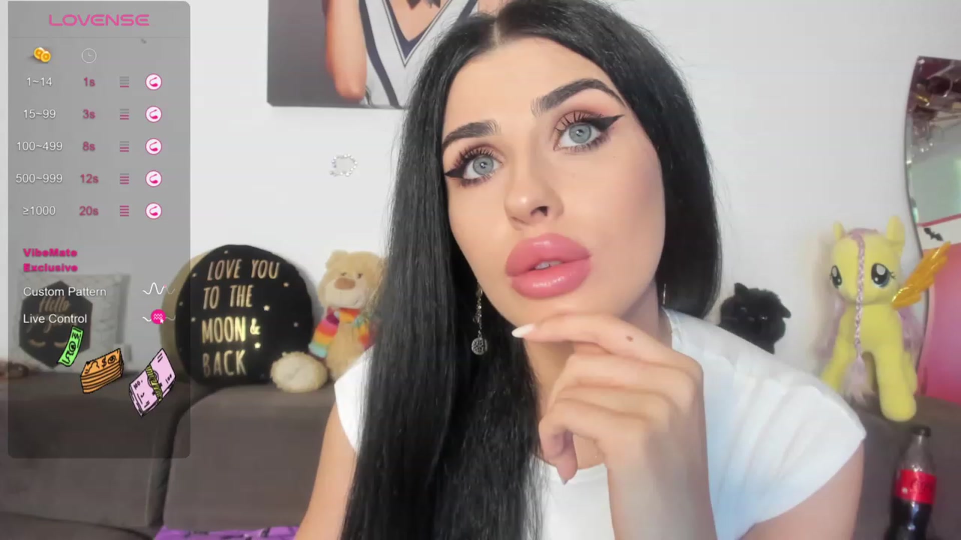Gallery image thumbnail from AletaOcean's myfreecams stream on, 08/24/2023, 14:43 image 4 of 20