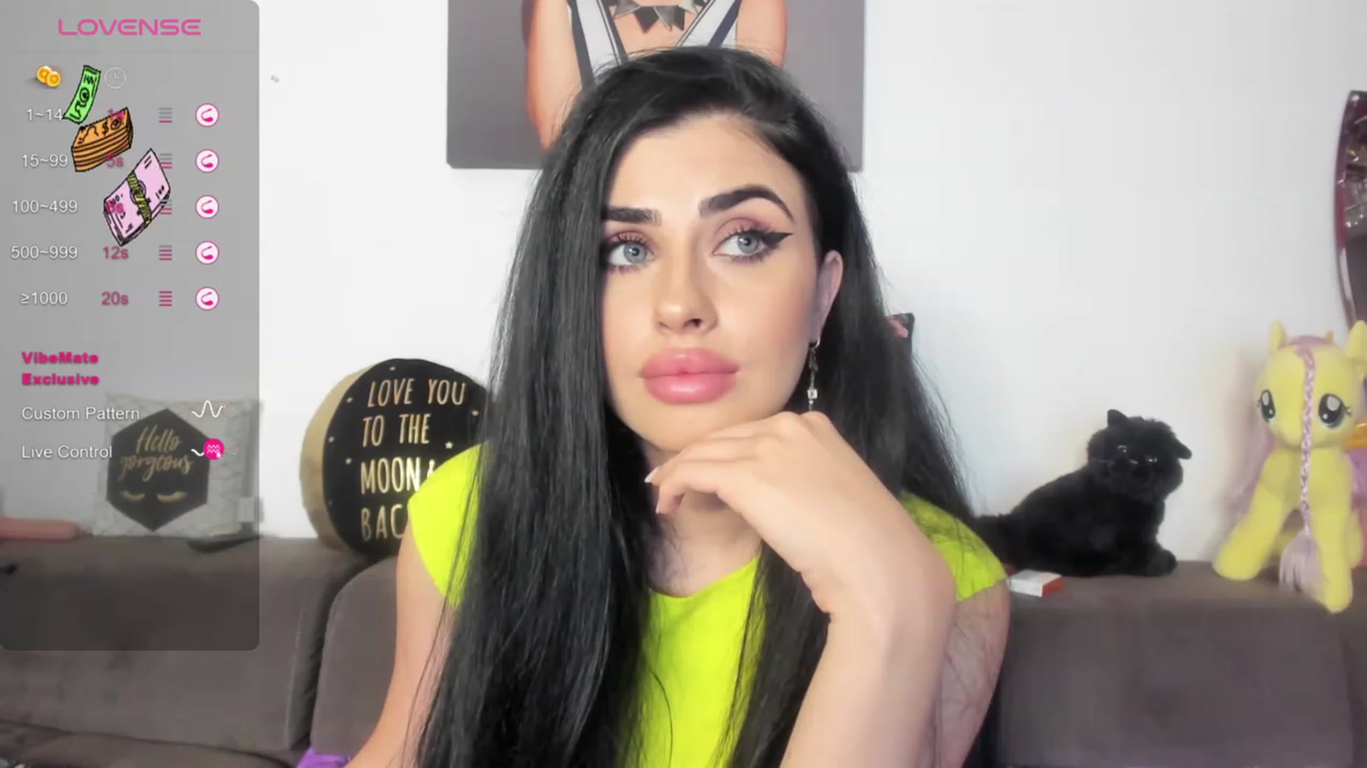 Gallery image thumbnail from AletaOcean's myfreecams stream on, 08/25/2023, 17:27 image 7 of 20
