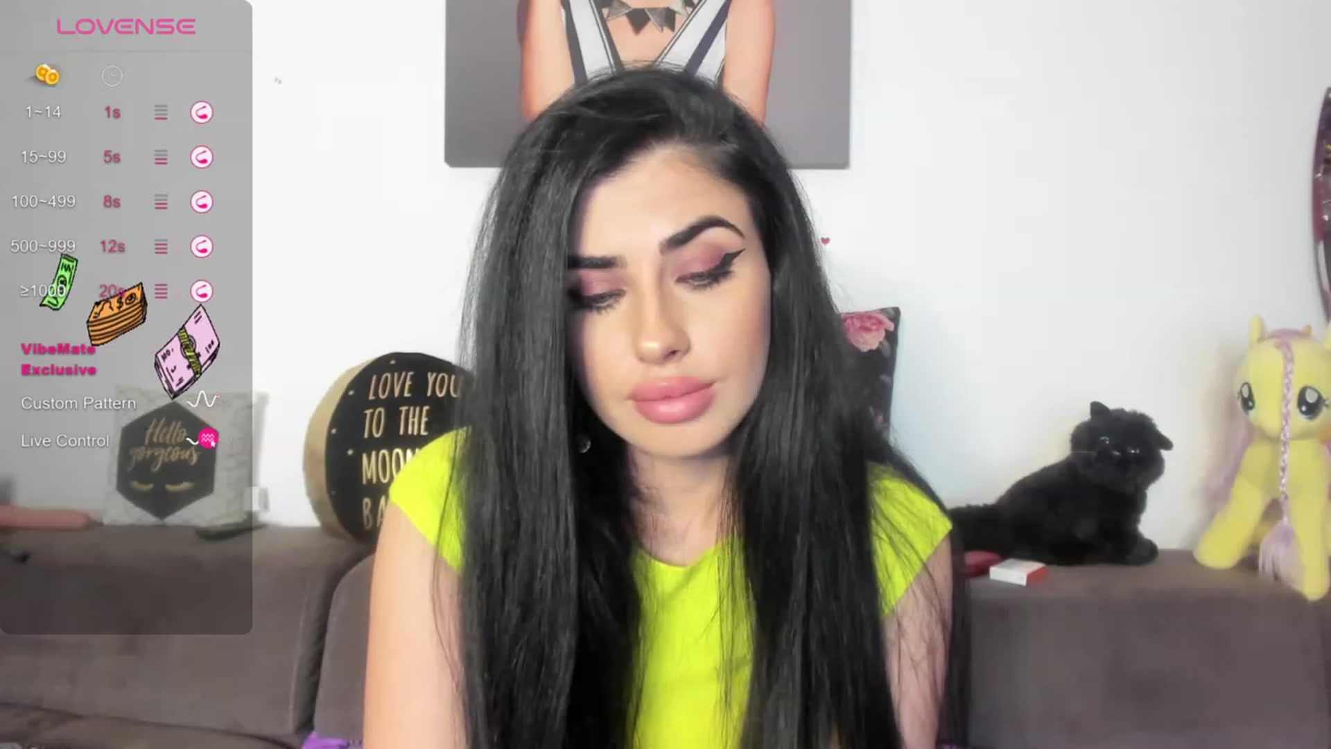 Gallery image thumbnail from AletaOcean's myfreecams stream on, 08/25/2023, 17:27 image 5 of 20
