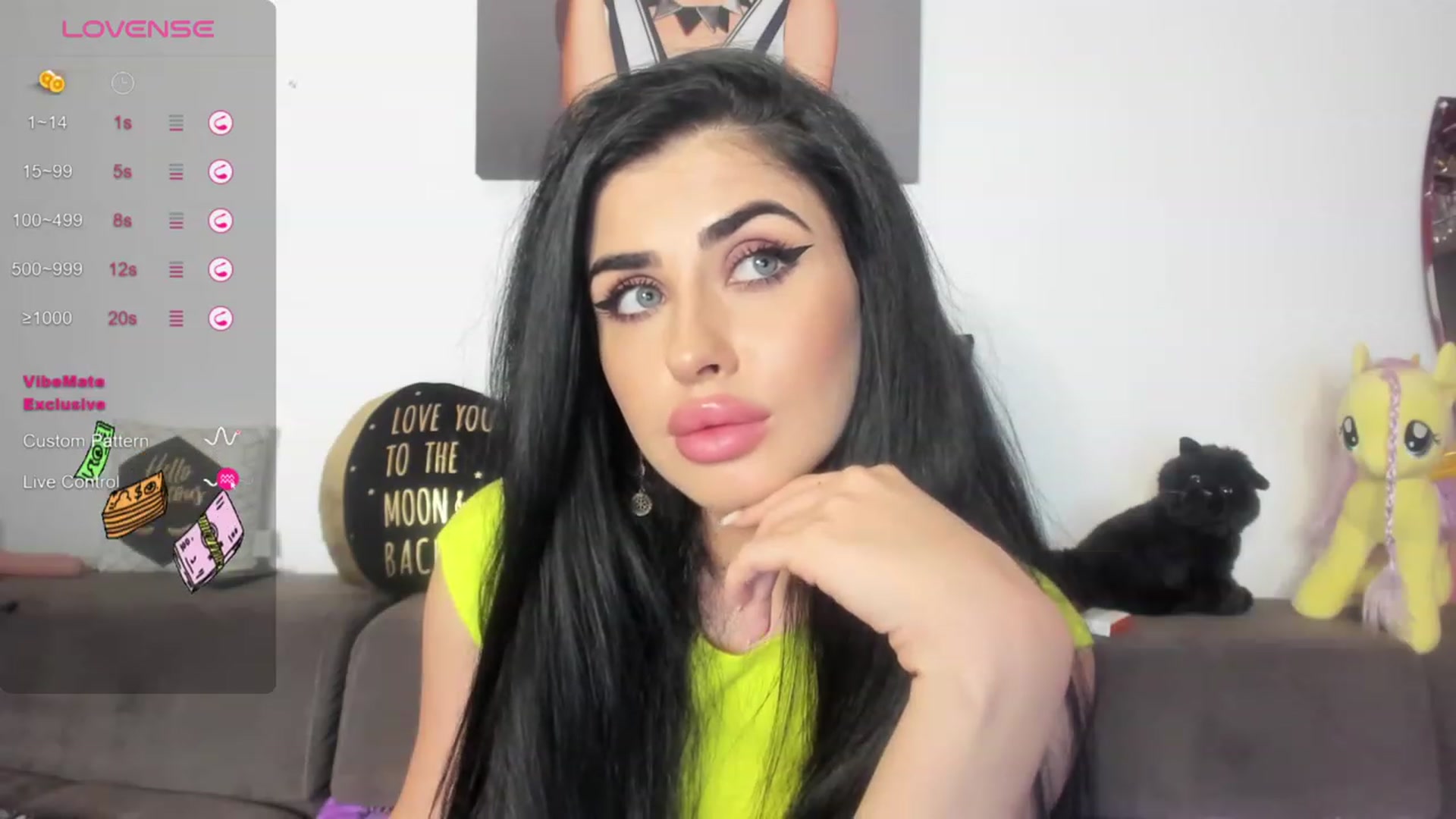 Gallery image thumbnail from AletaOcean's myfreecams stream on, 08/25/2023, 17:27 image 6 of 20