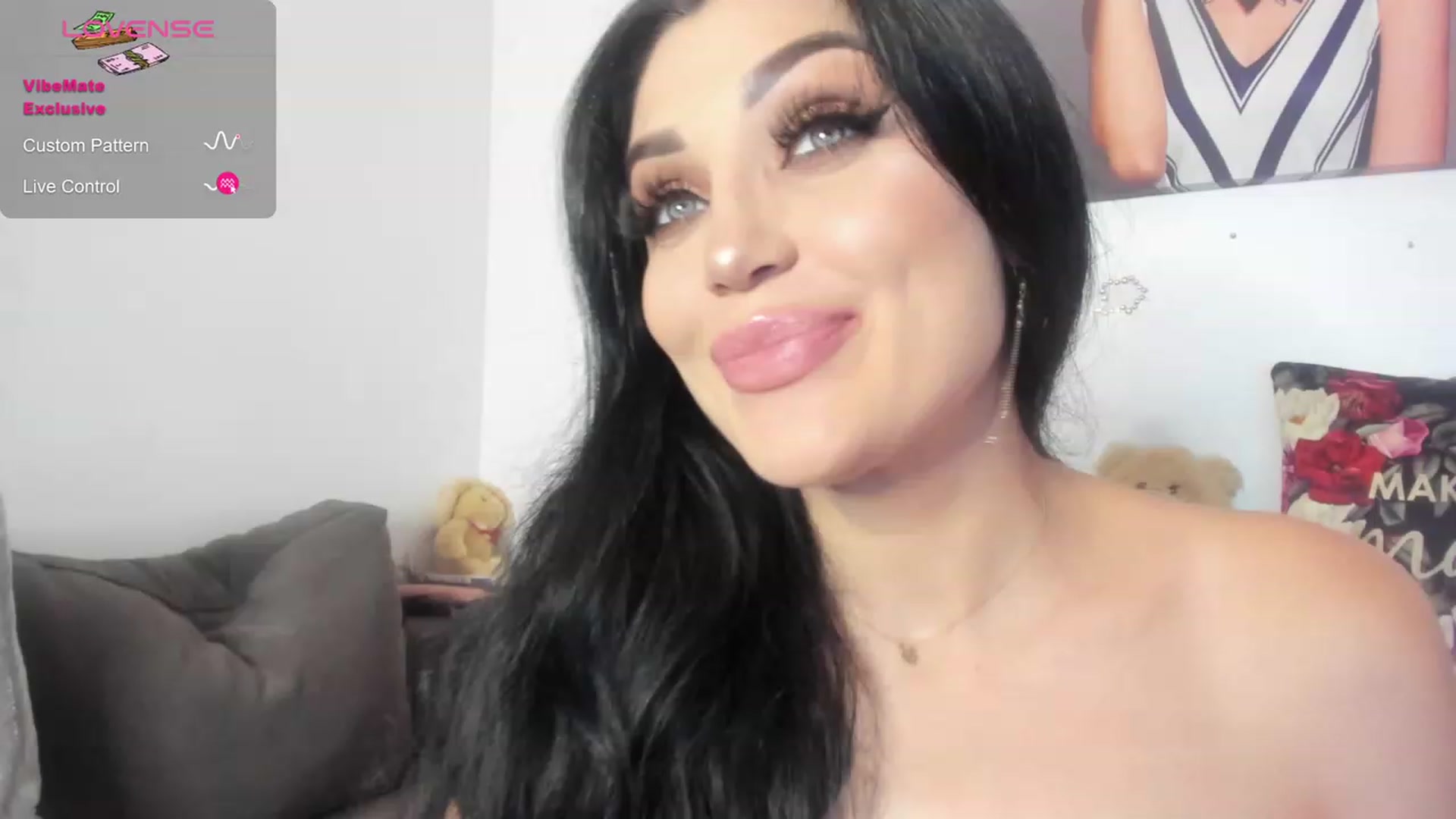 Gallery image thumbnail from AletaOcean's myfreecams stream on, 08/26/2023, 15:13 image 4 of 20