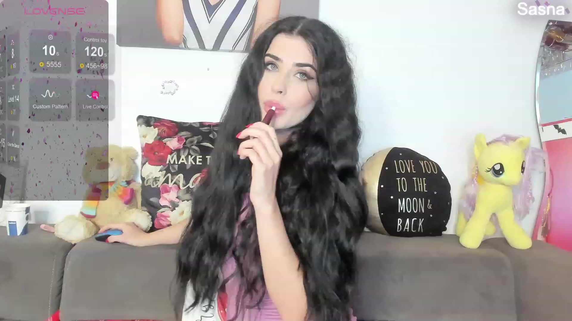 Gallery image thumbnail from AletaOcean's myfreecams stream on, 01/08/2024, 09:08 image 7 of 20