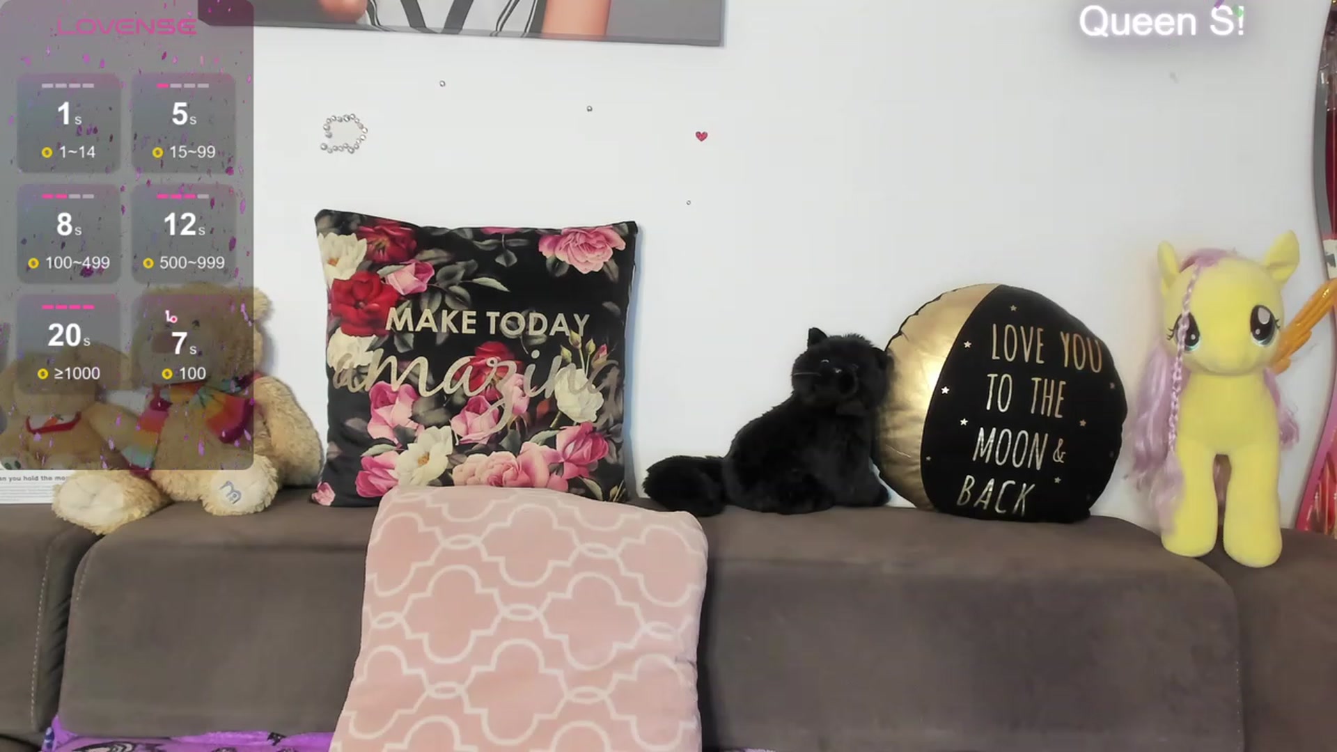Gallery image thumbnail from AletaOcean's myfreecams stream on, 03/13/2024, 09:43 image 14 of 20
