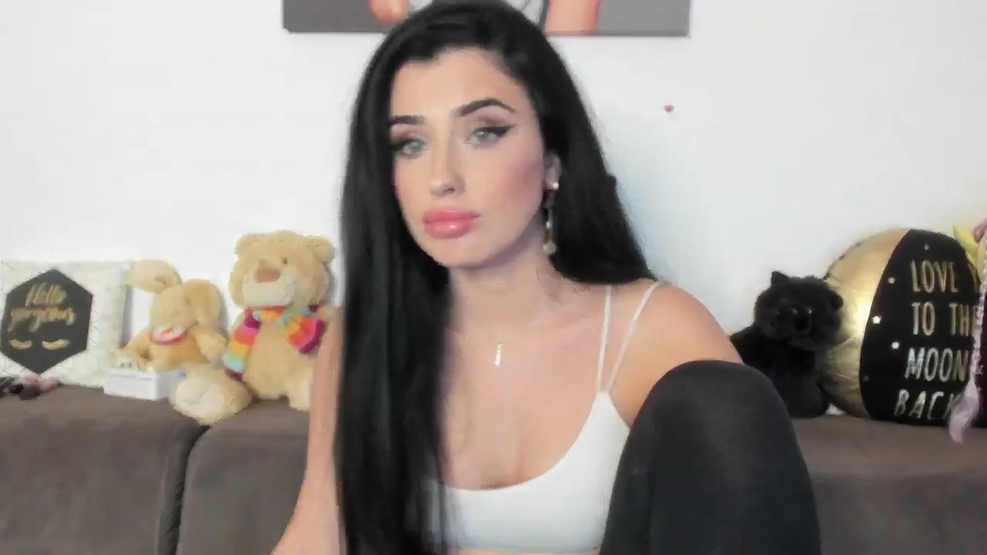 Gallery image thumbnail from AletaOcean's myfreecams stream on, 03/20/2024, 11:15 image 7 of 20
