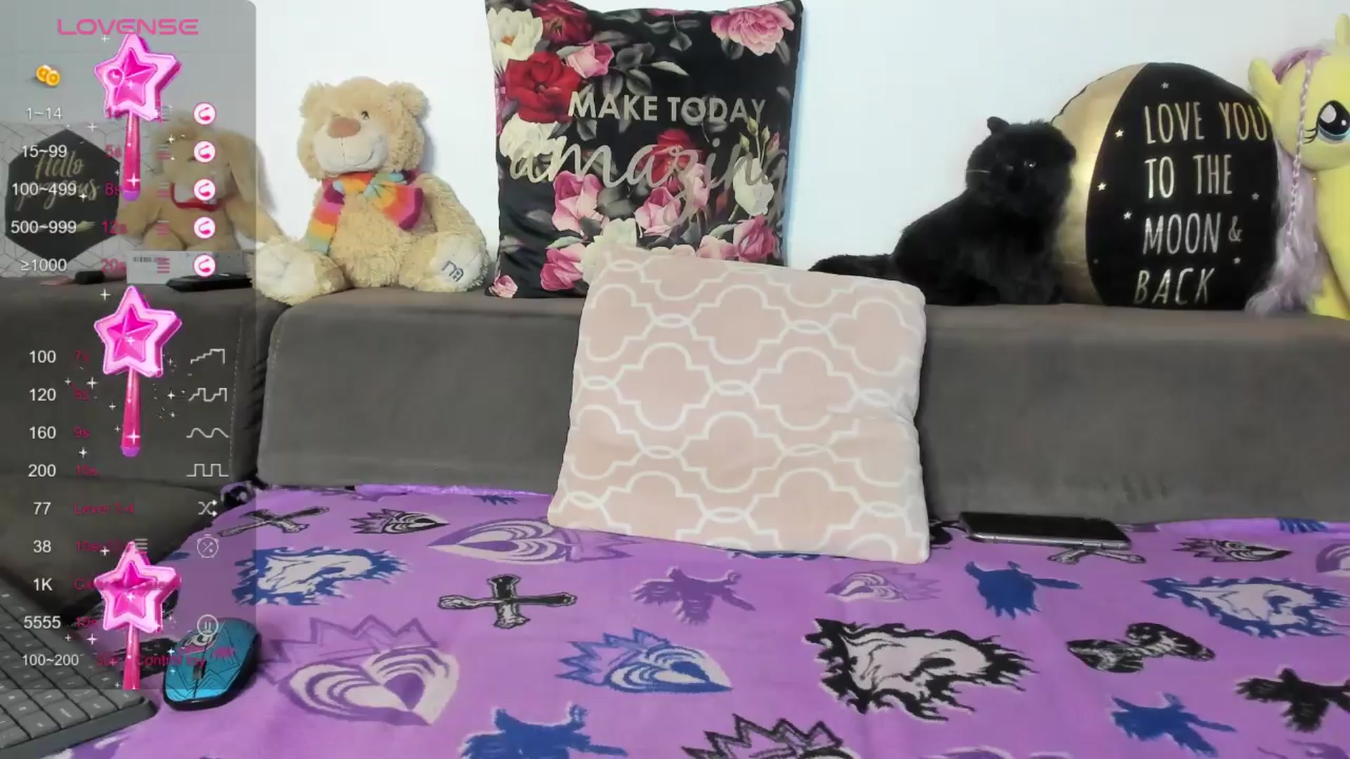 Gallery image thumbnail from AletaOcean's myfreecams stream on, 04/11/2024, 07:34 image 15 of 20