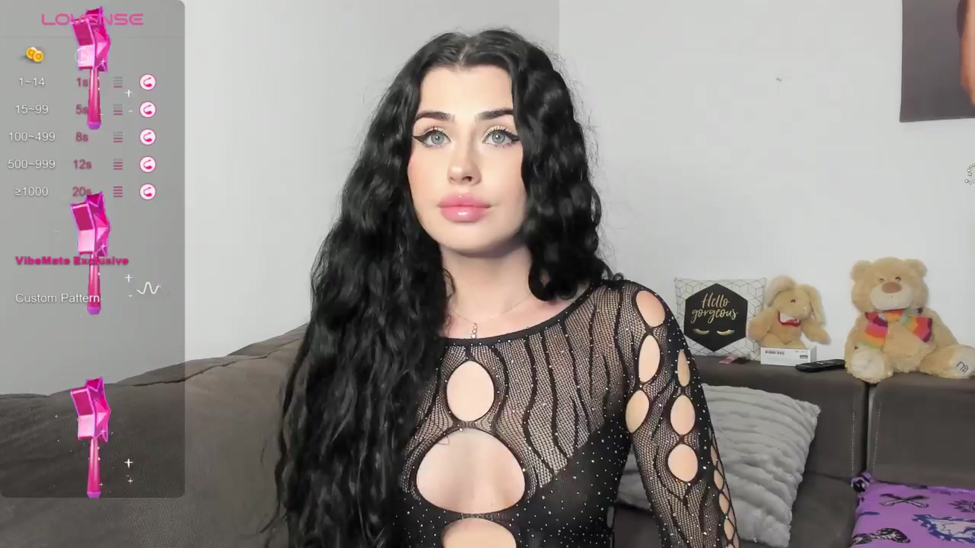 Gallery image thumbnail from AletaOcean's myfreecams stream on, 04/11/2024, 09:41 image 1 of 20