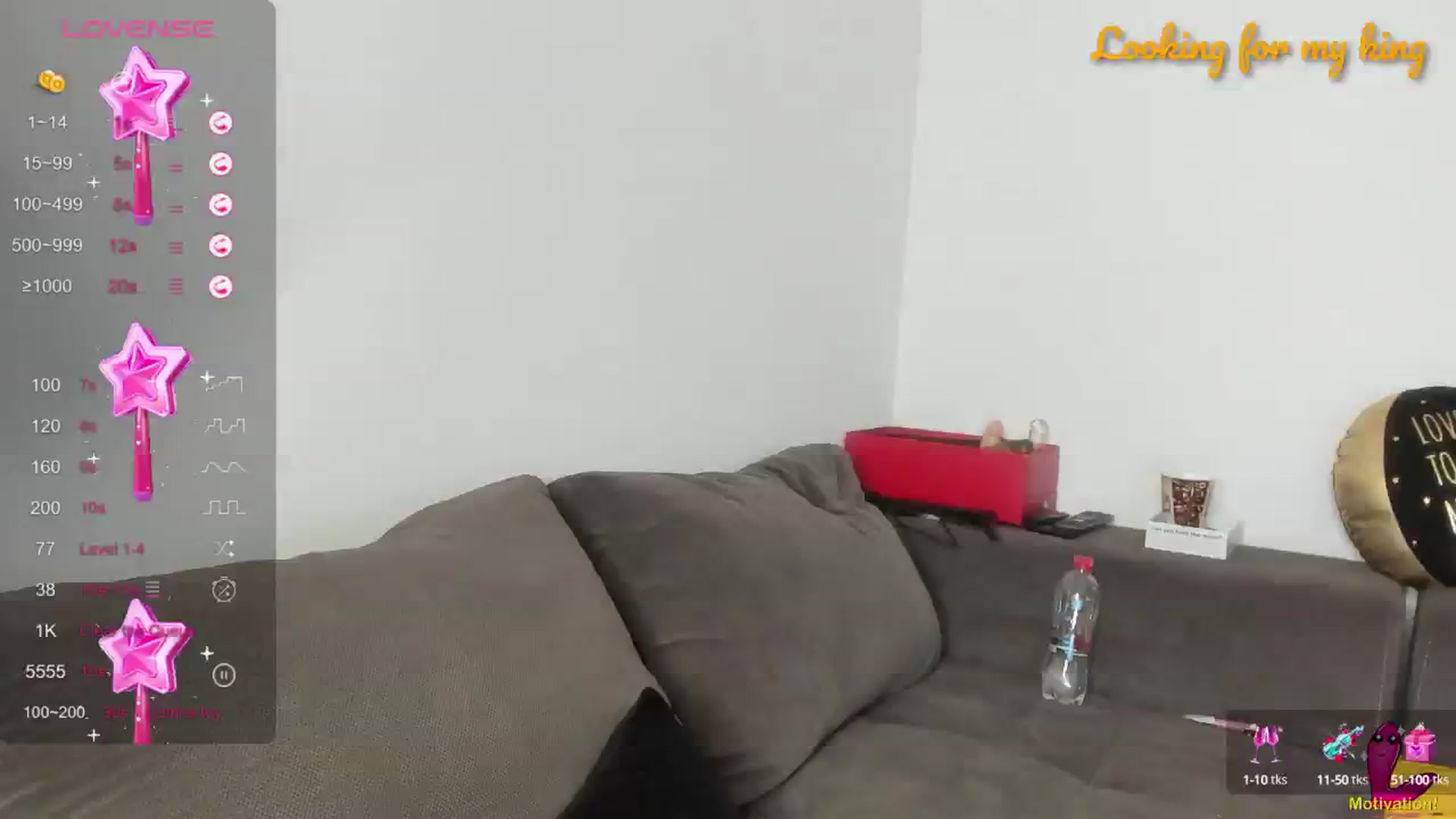 Gallery image thumbnail from AletaOcean's myfreecams stream on, 06/18/2024, 11:40 image 1 of 20