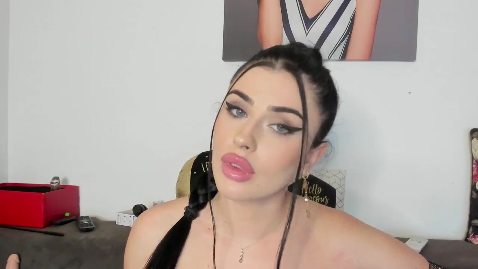Gallery image thumbnail from AletaOcean's myfreecams stream on, 07/02/2024, 07:43 image 17 of 20