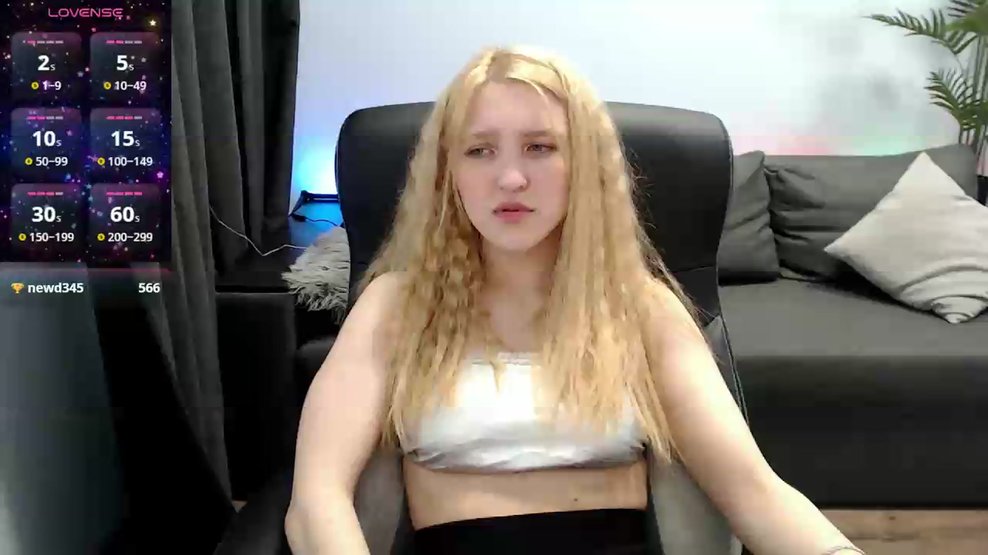 Gallery image thumbnail from AlettaPearl's myfreecams stream on, 06/02/2026, 09:33 image 10 of 20