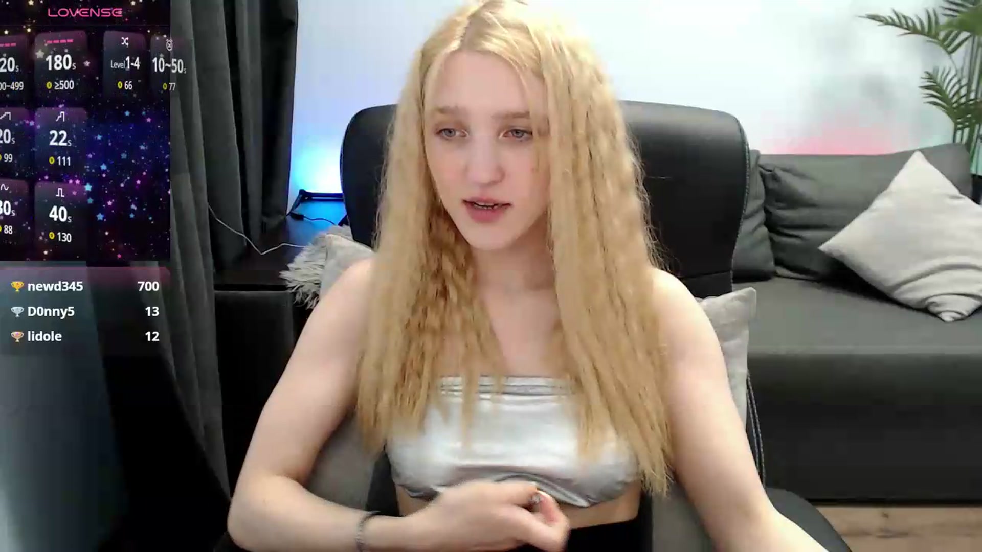 Gallery image thumbnail from AlettaPearl's myfreecams stream on, 06/02/2026, 11:08 image 9 of 20