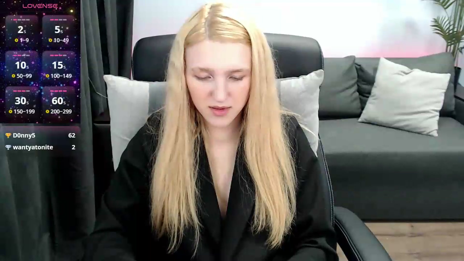 Gallery image thumbnail from AlettaPearl's myfreecams stream on, 06/03/2026, 09:44 image 2 of 20