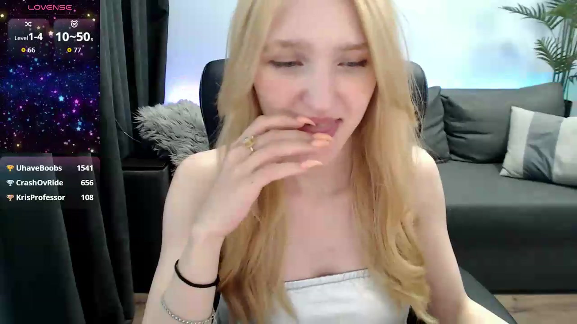 Gallery image thumbnail from AlettaPearl's myfreecams stream on, 06/05/2026, 12:31 image 7 of 20