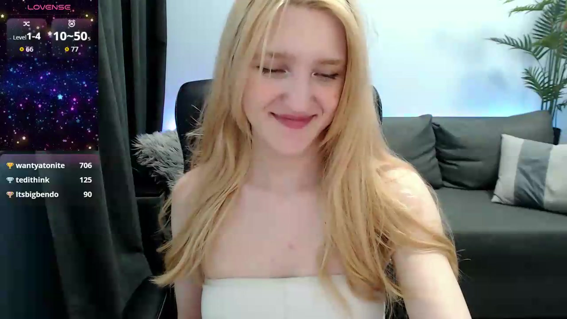 Gallery image thumbnail from AlettaPearl's myfreecams stream on, 06/06/2026, 10:58 image 17 of 20