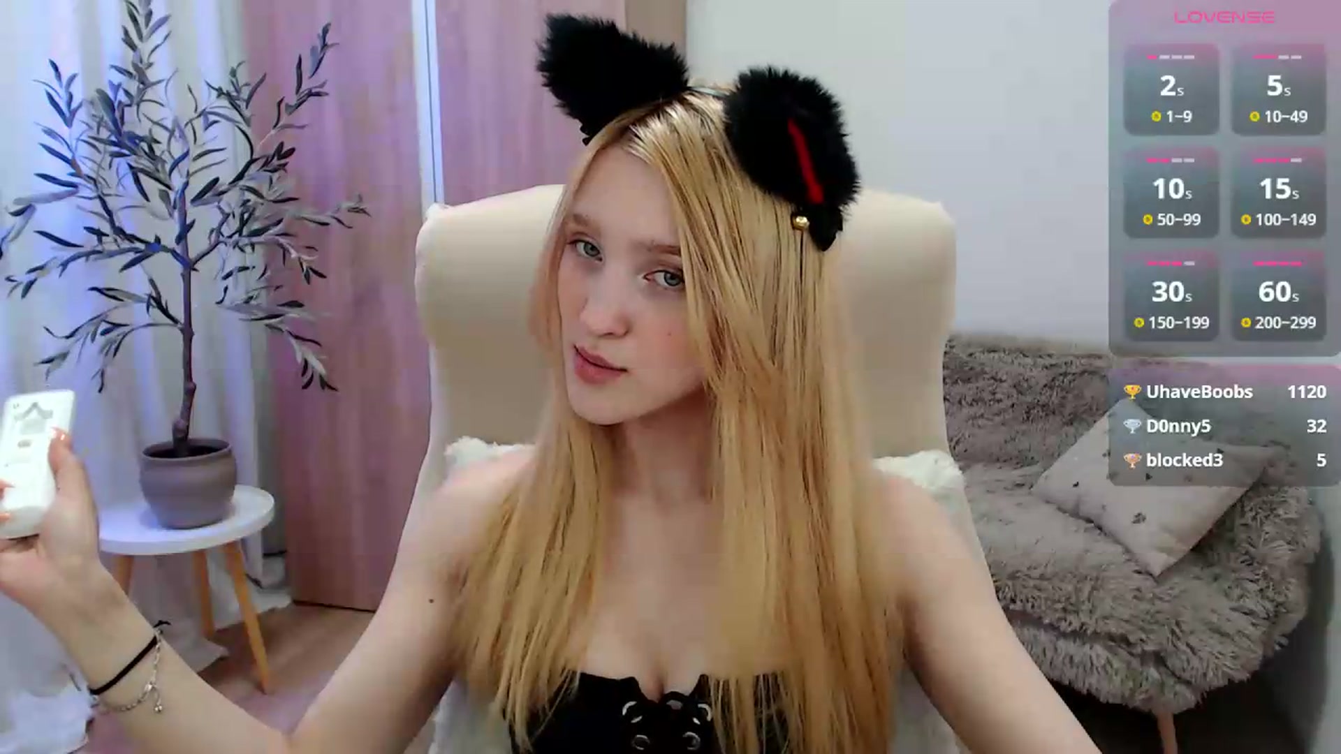 Gallery image thumbnail from AlettaPearl's myfreecams stream on, 06/08/2026, 12:27 image 2 of 20