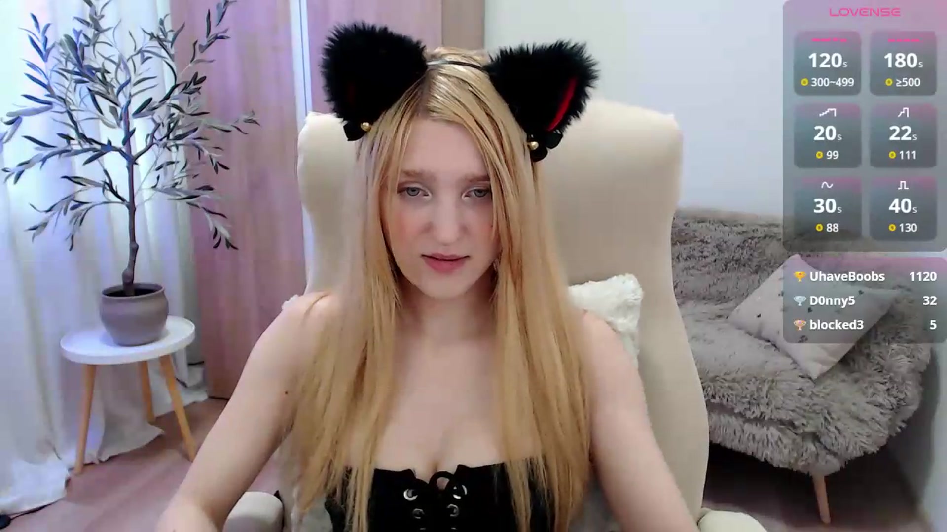 Gallery image thumbnail from AlettaPearl's myfreecams stream on, 06/08/2026, 13:37 image 11 of 20