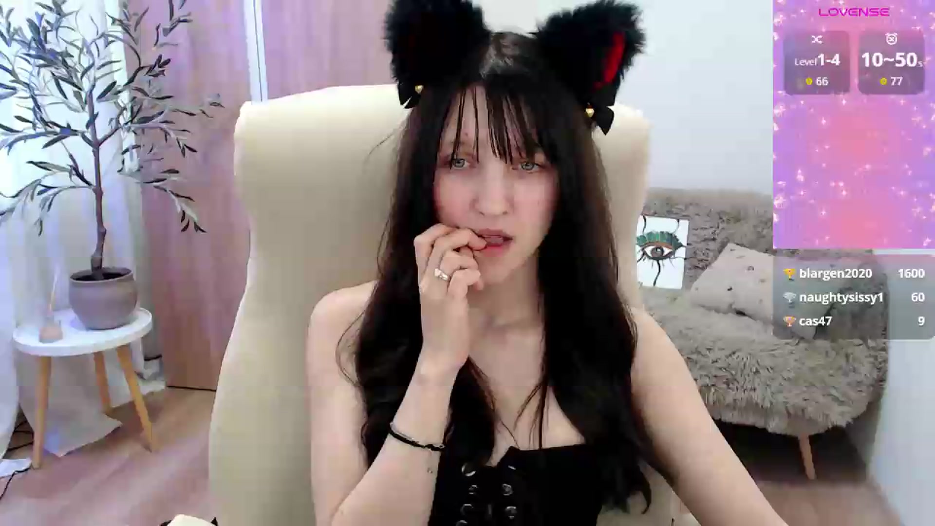 Gallery image thumbnail from AlettaPearl's myfreecams stream on, 06/21/2026, 10:50 image 1 of 20