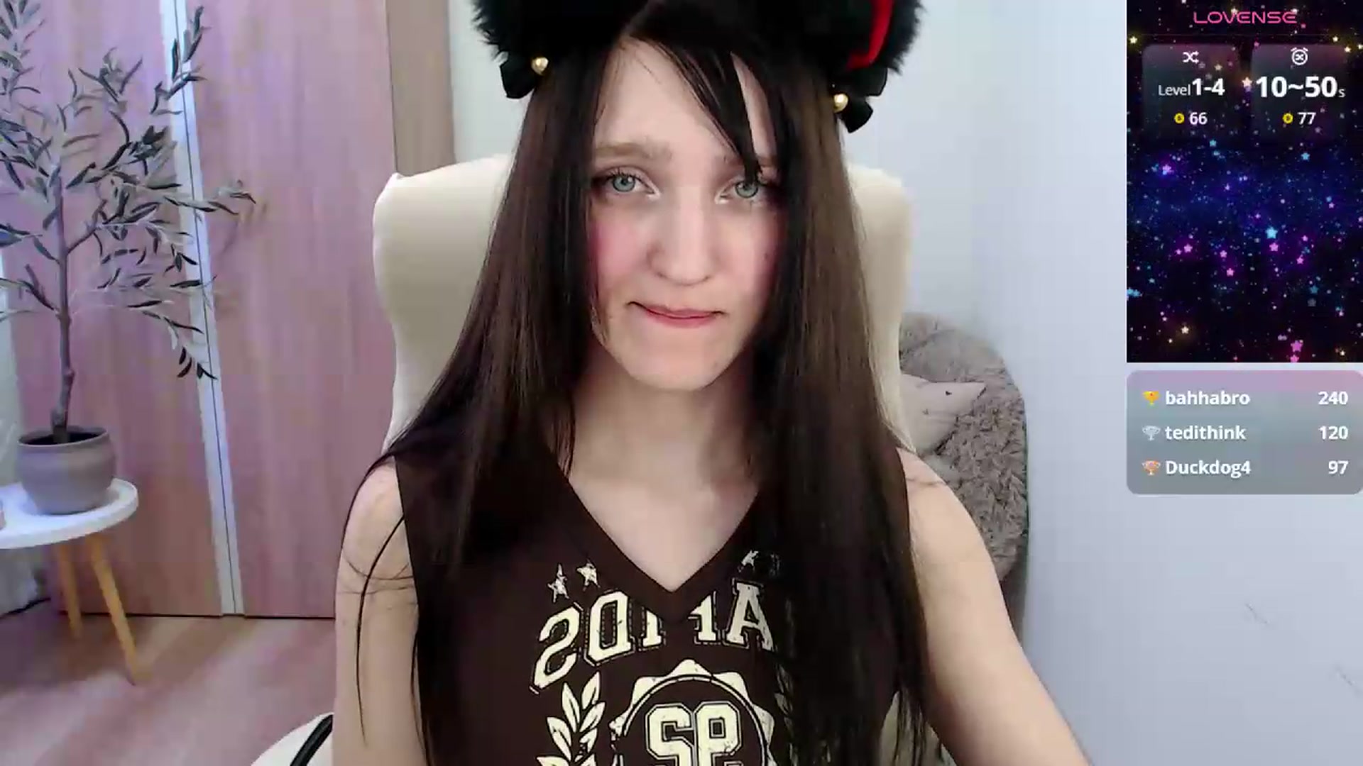 Gallery image thumbnail from AlettaPearl's myfreecams stream on, 06/27/2026, 11:42 image 16 of 20