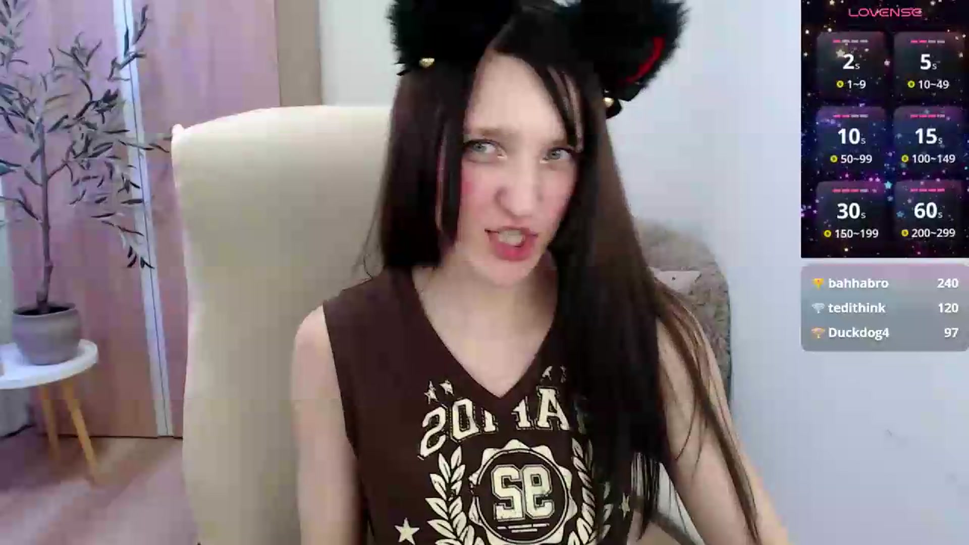 Gallery image thumbnail from AlettaPearl's myfreecams stream on, 06/27/2026, 12:42 image 5 of 20
