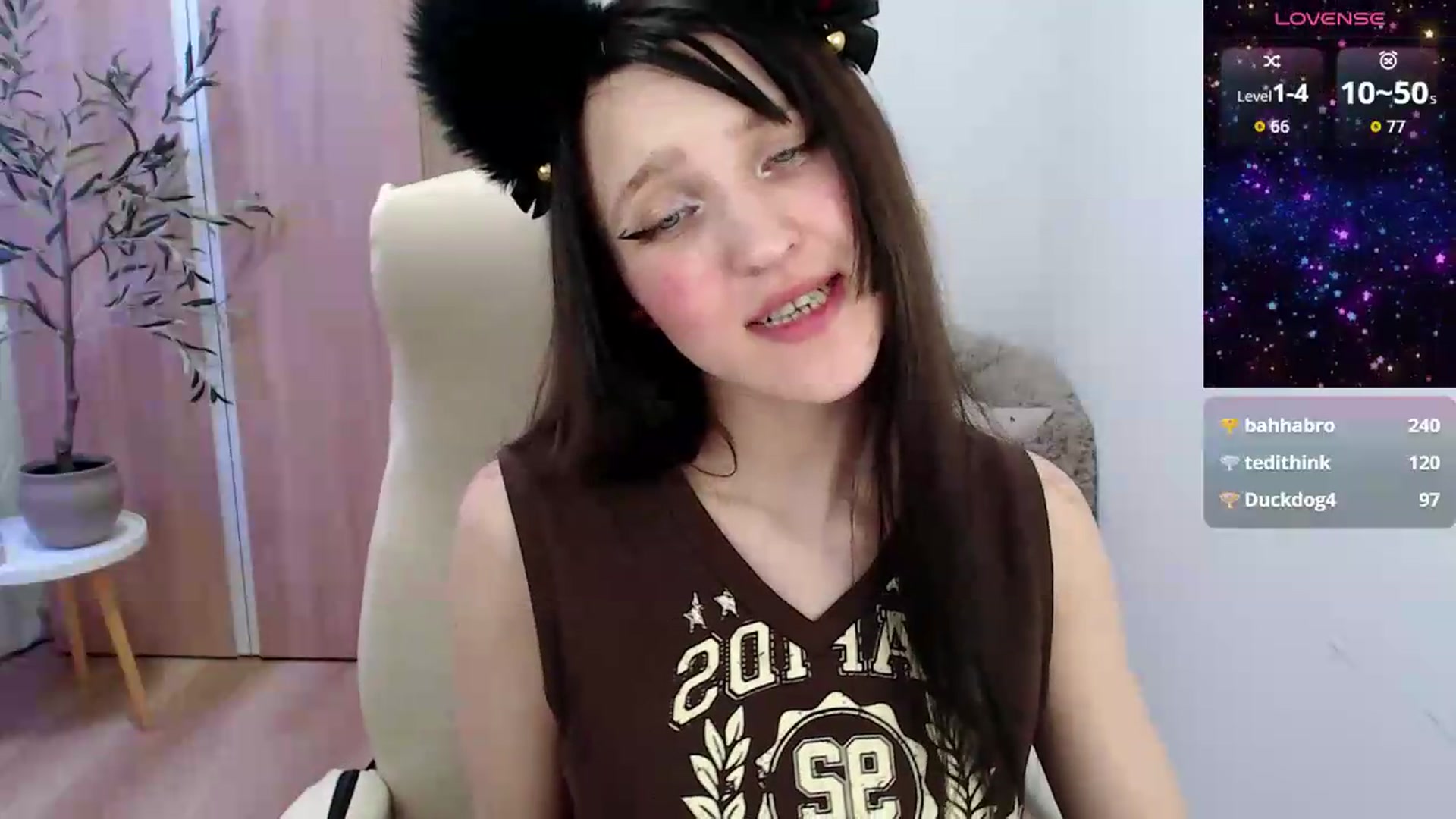 Gallery image thumbnail from AlettaPearl's myfreecams stream on, 06/27/2026, 12:42 image 7 of 20