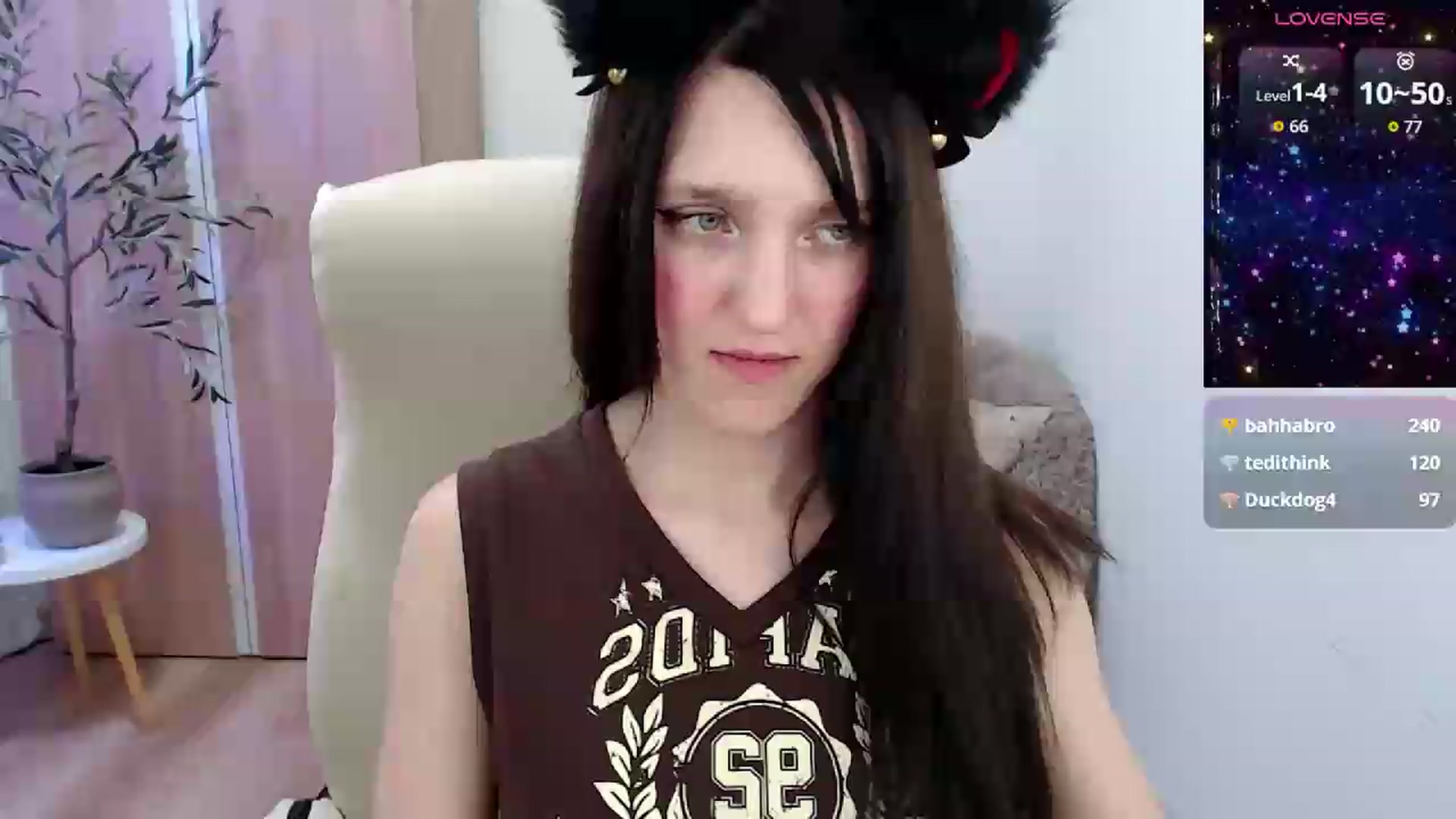 Gallery image thumbnail from AlettaPearl's myfreecams stream on, 06/27/2026, 12:42 image 1 of 20