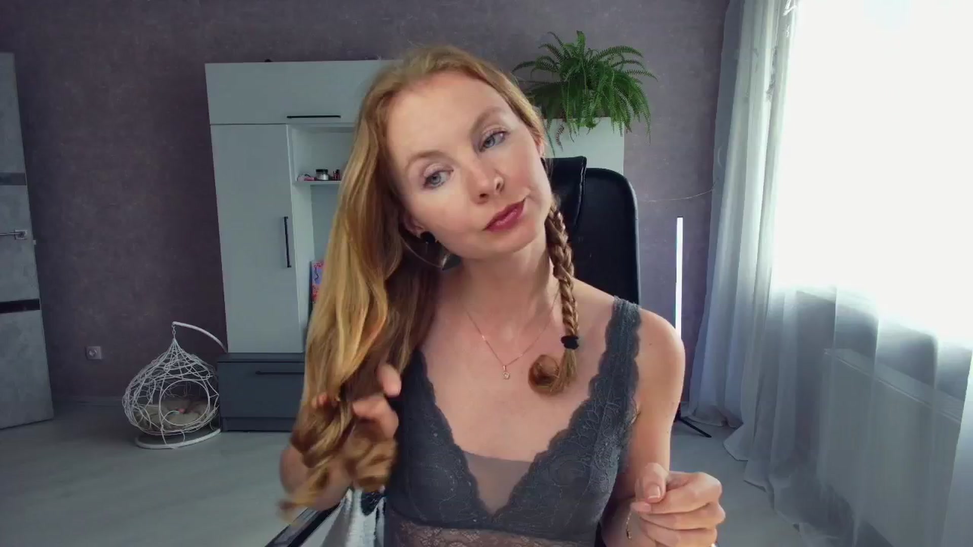 Gallery image thumbnail from AlexImpreza's myfreecams stream on, 04/20/2025, 14:22 image 7 of 20
