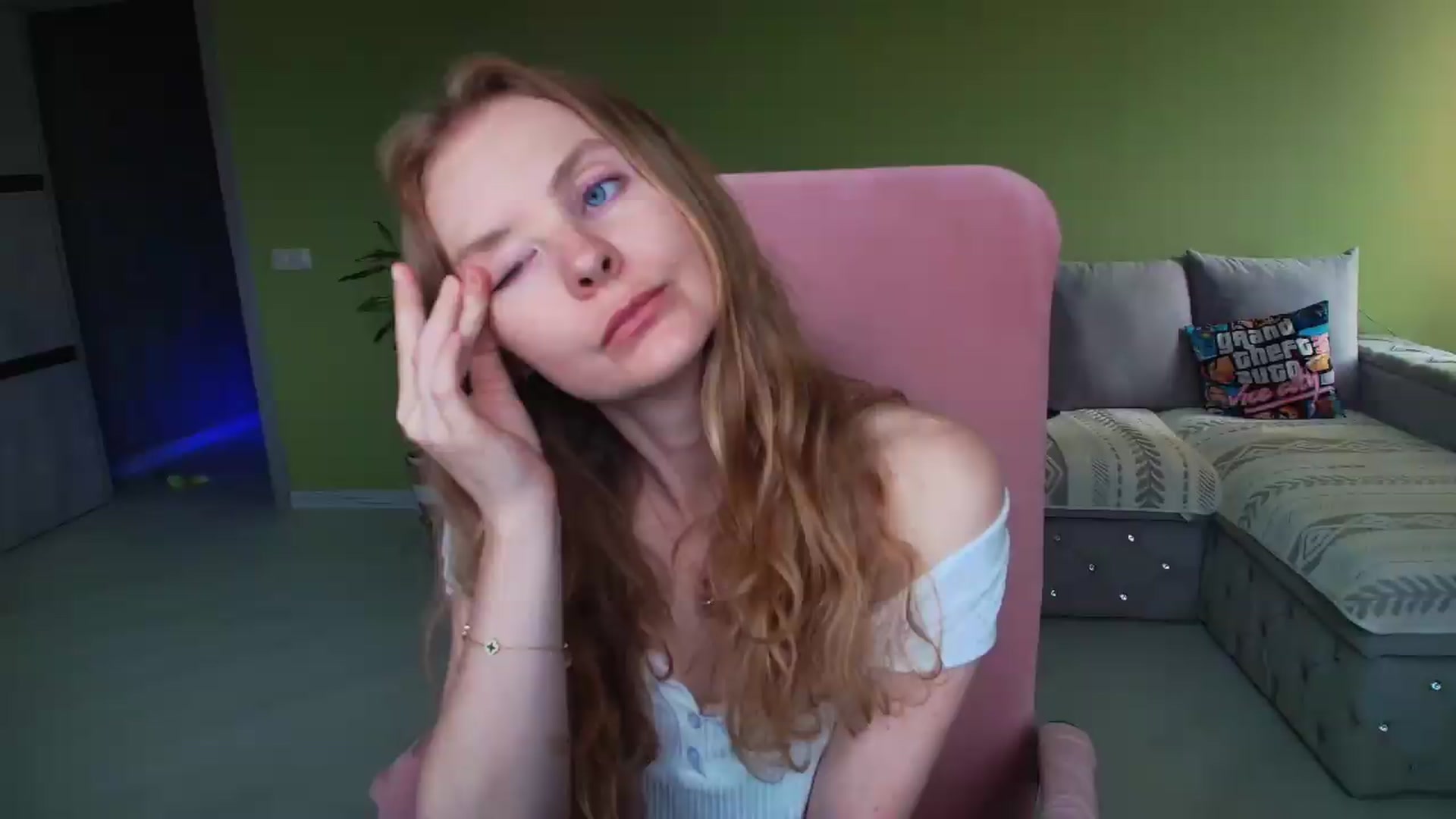 Gallery image thumbnail from AlexImpreza's myfreecams stream on, 05/18/2026, 15:29 image 13 of 20