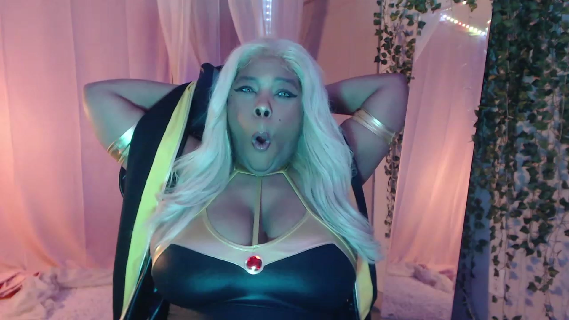 Gallery image thumbnail from AlexLilsecret's myfreecams stream on, 04/20/2023, 05:00 image 15 of 20