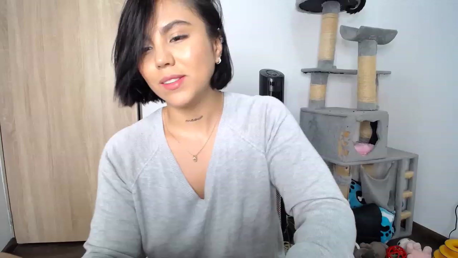 Gallery image thumbnail from AlexLions's myfreecams stream on, 11/29/2022, 24:09 image 13 of 20