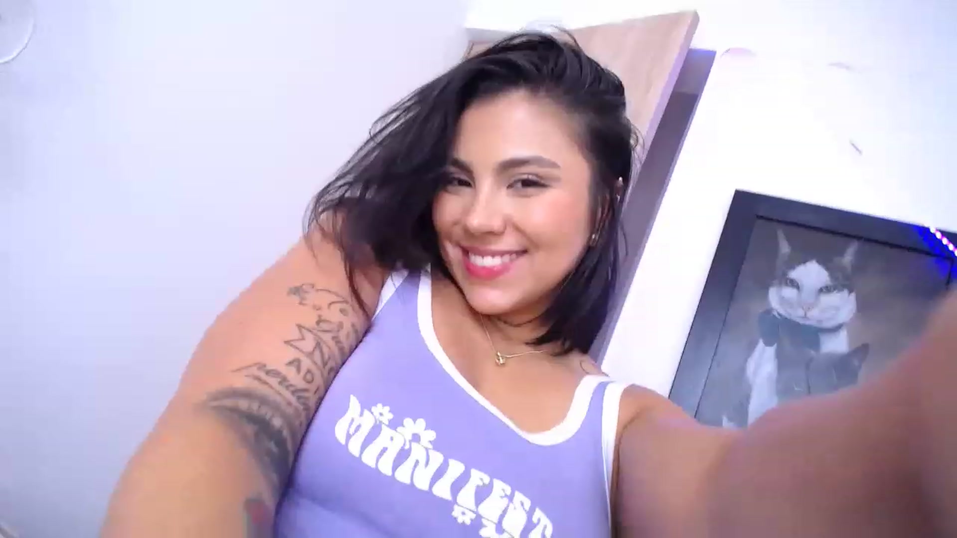Gallery image thumbnail from AlexLions's myfreecams stream on, 04/17/2023, 18:55 image 7 of 20