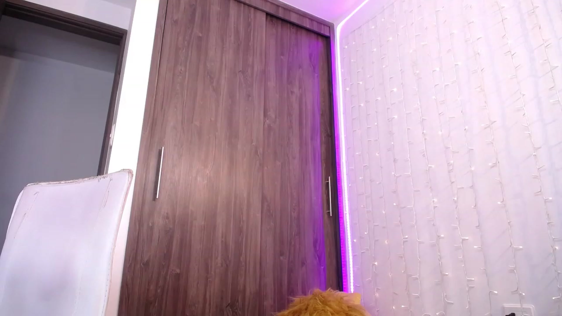 Gallery image thumbnail from AlexLions's myfreecams stream on, 03/12/2024, 07:51 image 14 of 20