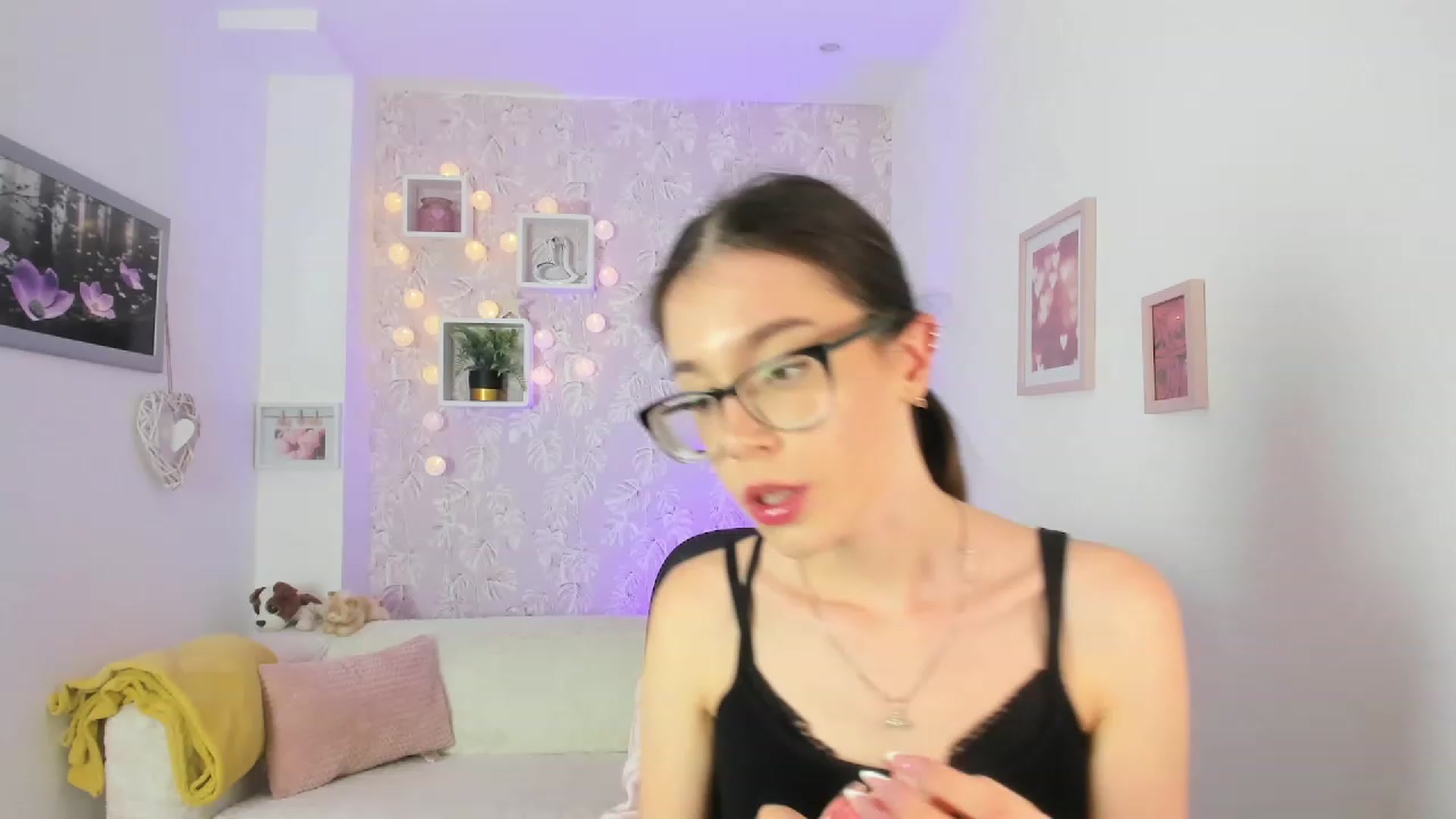 Gallery image thumbnail from Alex_Coal18's myfreecams stream on, 09/11/2023, 10:00 image 13 of 20